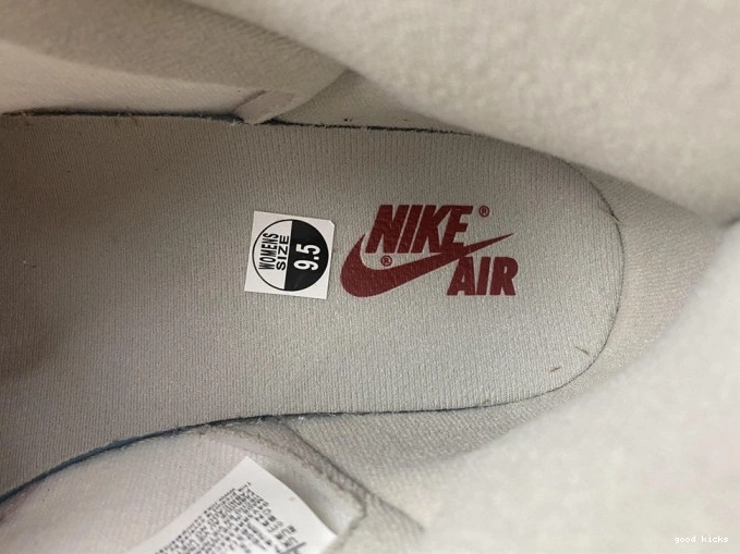 Rep Jordan OG 1 (W) Chenille Newstalgia DJ4891-061 High 0809